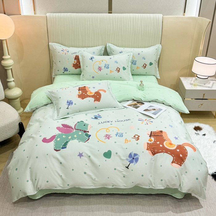 红日子纺织品 2026新款13070全棉纯棉数码印花大版印花四件套 幸福加马-绿