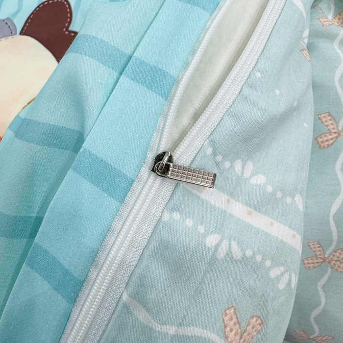 91家纺网 家纺一手货源 找家纺 红日子纺织品 2026新款13070全棉纯棉数码印花大版印花四件套 小象乐园-蓝