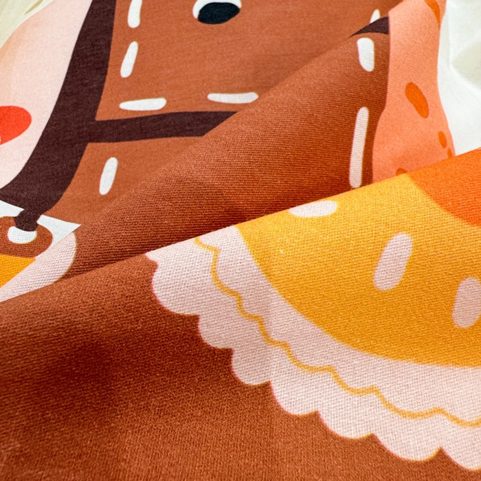 91家纺网 家纺一手货源 找家纺 红日子纺织品 2026新款13070全棉纯棉数码印花大版印花四件套 幸福加马-卡