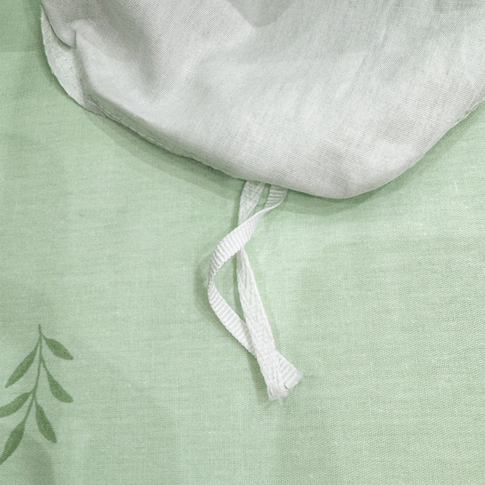 91家纺网 家纺一手货源 找家纺 红日子纺织品 2026新款13070全棉纯棉数码印花大版印花四件套 幸福加马-绿