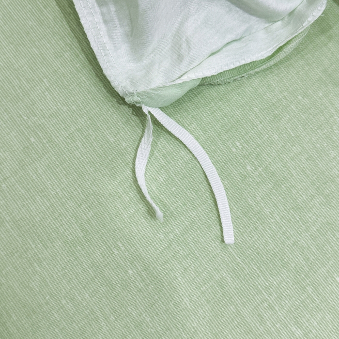 91家纺网 家纺一手货源 找家纺 红日子纺织品 2026新款13070全棉纯棉数码印花大版印花四件套 熊猫抱竹-绿