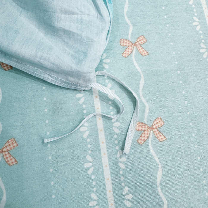 91家纺网 家纺一手货源 找家纺 红日子纺织品 2026新款13070全棉纯棉数码印花大版印花四件套 幸运蓝格-蓝