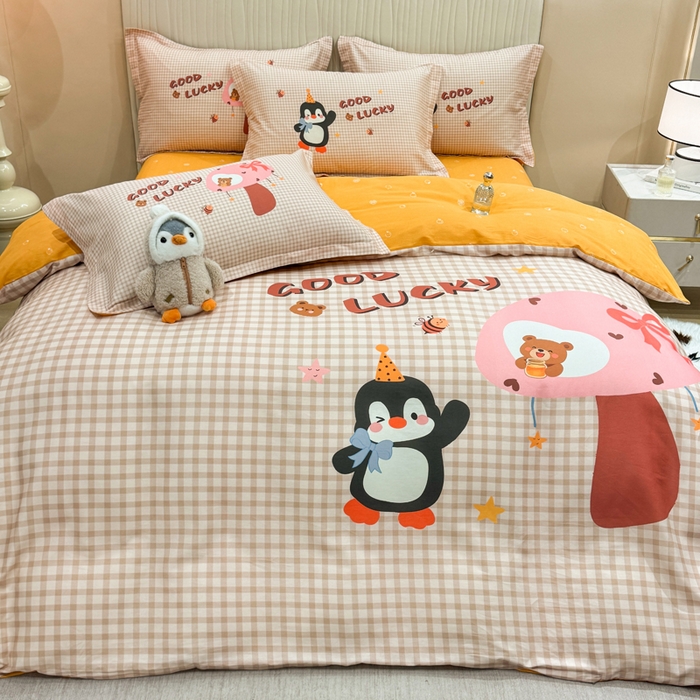 91家纺网 家纺一手货源 找家纺 红日子纺织品 2026新款13070全棉纯棉数码印花大版印花四件套 幸运蓝格-桔