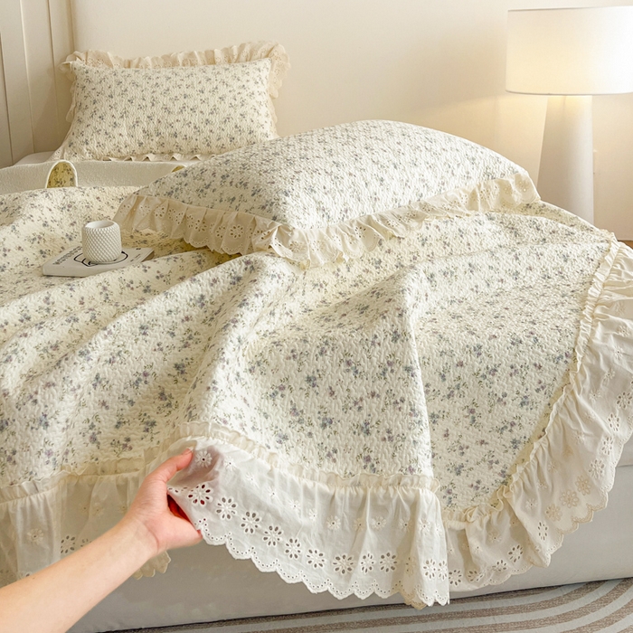 91家纺网 家纺一手货源 找家纺 羽爱家纺 2026新款全棉水洗韩版花边床盖四件套 安然花语