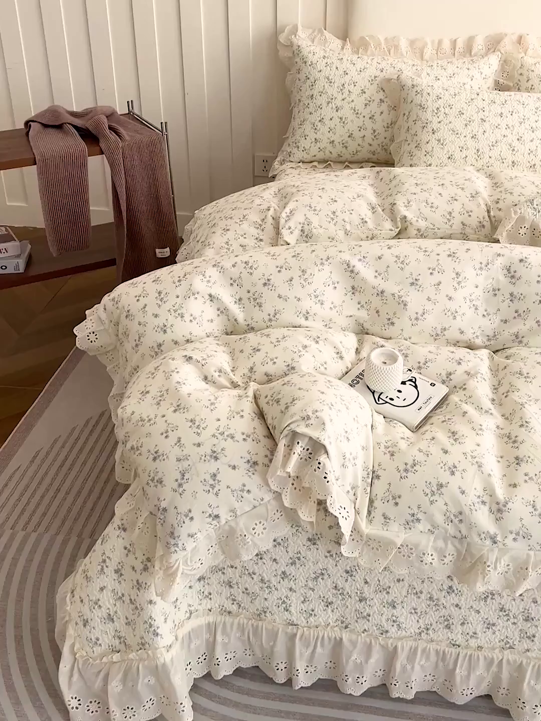 91家纺网 家纺一手货源 找家纺 羽爱家纺 2026新款全棉水洗韩版花边床盖四件套 安然花语