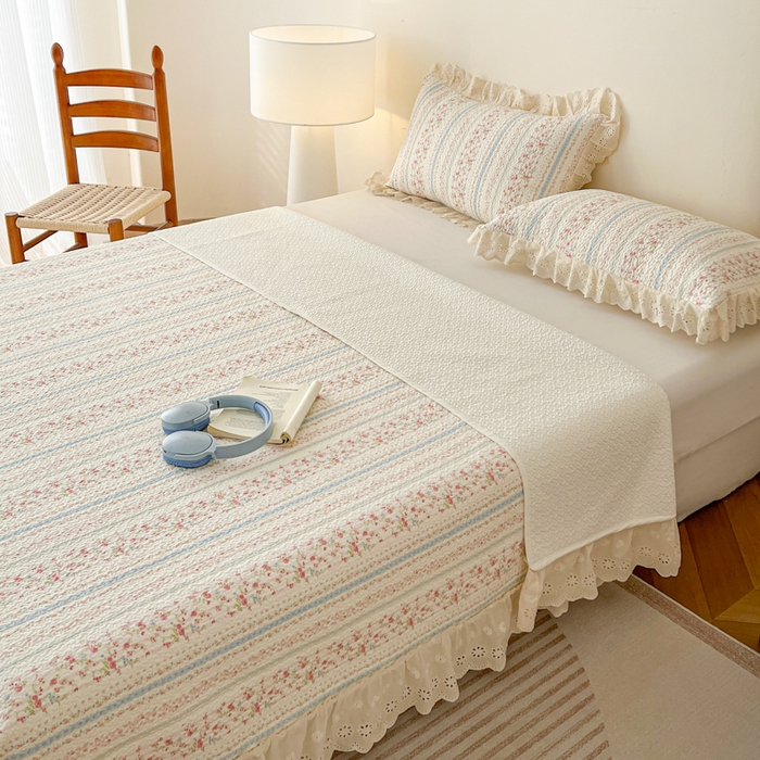 91家纺网 家纺一手货源 找家纺 羽爱家纺 2026新款全棉水洗韩版花边床盖四件套 步步生莲