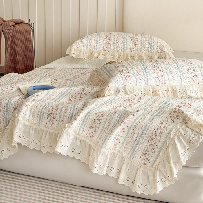 91家纺网 家纺一手货源 找家纺 羽爱家纺 2026新款全棉水洗韩版花边床盖四件套 步步生莲
