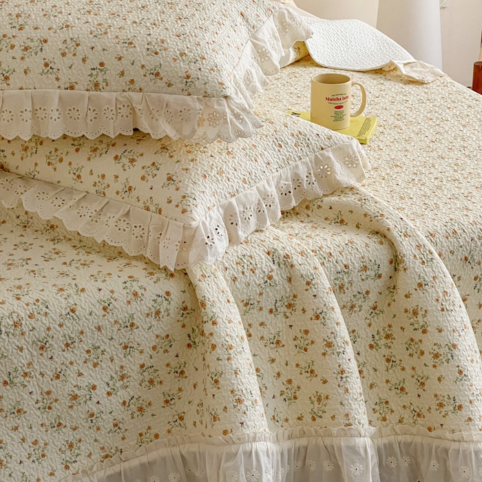 91家纺网 家纺一手货源 找家纺 羽爱家纺 2026新款全棉水洗韩版花边床盖四件套 丛林花田