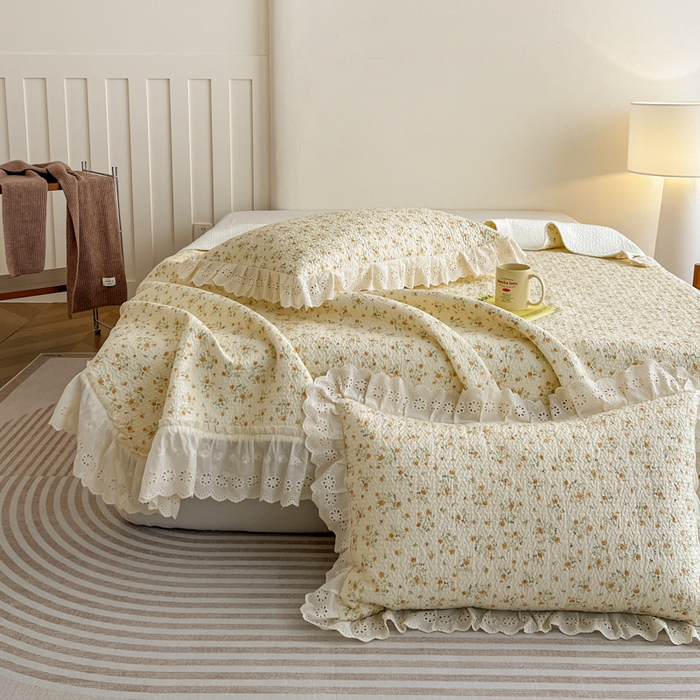 91家纺网 家纺一手货源 找家纺 羽爱家纺 2026新款全棉水洗韩版花边床盖四件套 丛林花田