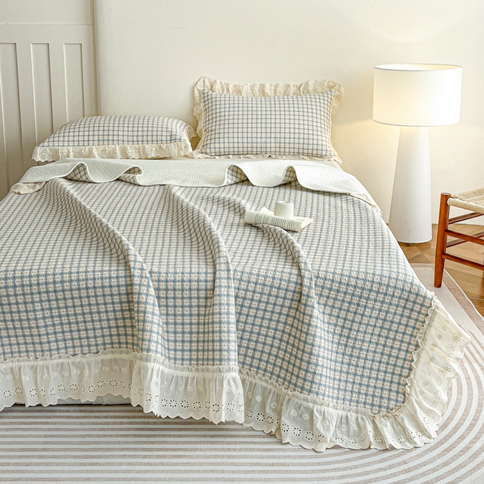 91家纺网 家纺一手货源 找家纺 羽爱家纺 2026新款全棉水洗韩版花边床盖四件套 花间春彩