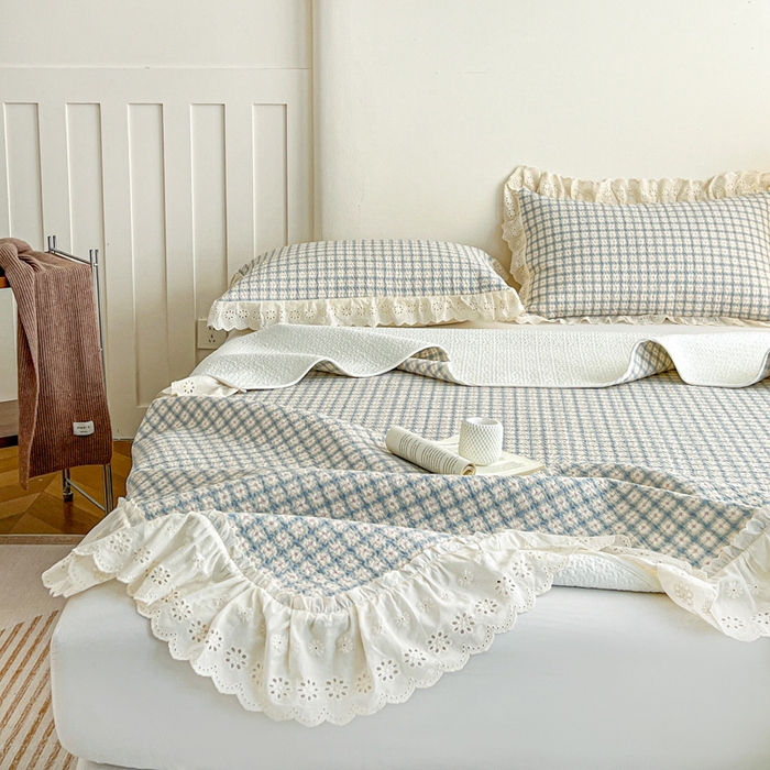 91家纺网 家纺一手货源 找家纺 羽爱家纺 2026新款全棉水洗韩版花边床盖四件套 花间春彩