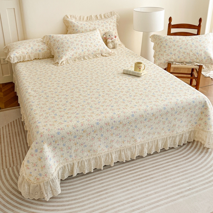 91家纺网 家纺一手货源 找家纺 羽爱家纺 2026新款全棉水洗韩版花边床盖四件套 花梦芬芳