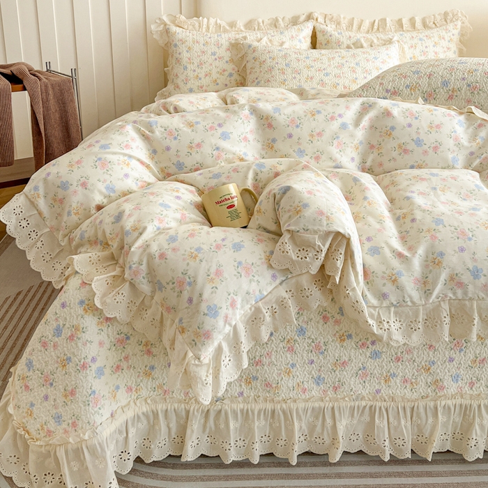 91家纺网 家纺一手货源 找家纺 羽爱家纺 2026新款全棉水洗韩版花边床盖四件套 花梦芬芳