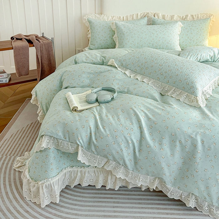 91家纺网 家纺一手货源 找家纺 羽爱家纺 2026新款全棉水洗韩版花边床盖四件套 花香四溢