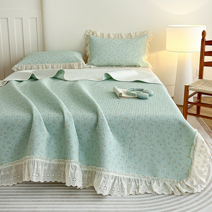 91家纺网 家纺一手货源 找家纺 羽爱家纺 2026新款全棉水洗韩版花边床盖四件套 花香四溢