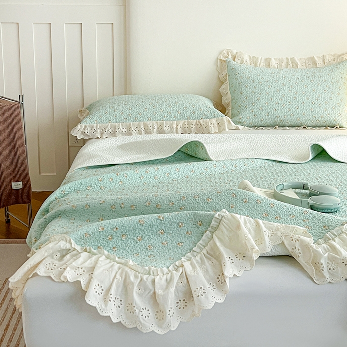 91家纺网 家纺一手货源 找家纺 羽爱家纺 2026新款全棉水洗韩版花边床盖四件套 花香四溢