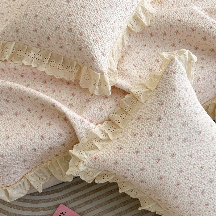 91家纺网 家纺一手货源 找家纺 羽爱家纺 2026新款全棉水洗韩版花边床盖四件套 花茵淡