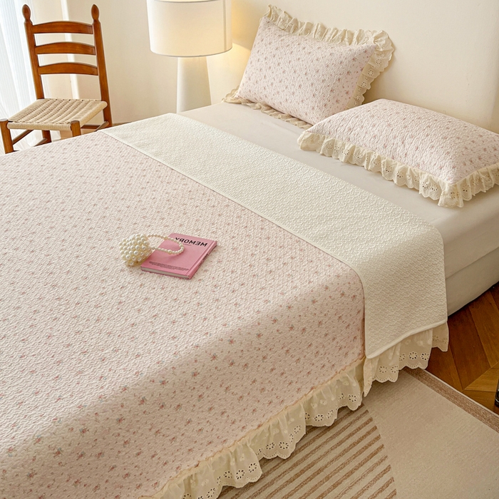 91家纺网 家纺一手货源 找家纺 羽爱家纺 2026新款全棉水洗韩版花边床盖四件套 花茵淡