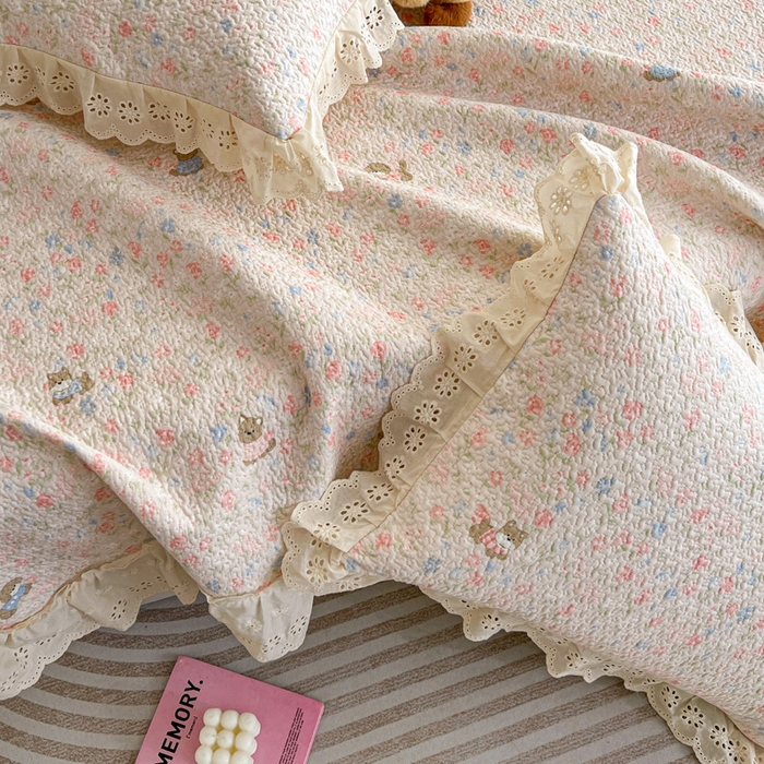 91家纺网 家纺一手货源 找家纺 羽爱家纺 2026新款全棉水洗韩版花边床盖四件套 甜美手记