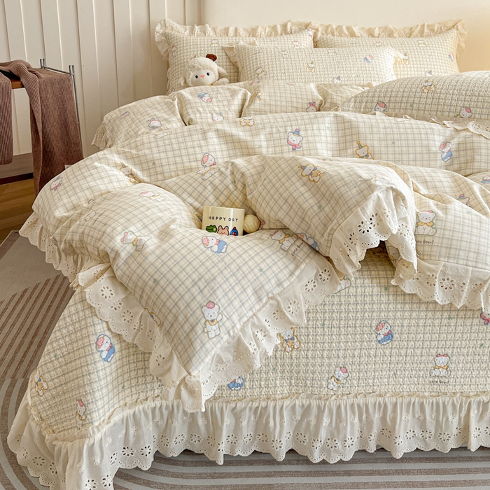 91家纺网 家纺一手货源 找家纺 羽爱家纺 2026新款全棉水洗韩版花边床盖四件套 甜糯熊熊
