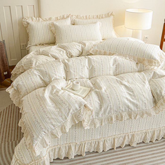 91家纺网 家纺一手货源 找家纺 羽爱家纺 2026新款全棉水洗韩版花边床盖四件套 雾下山野