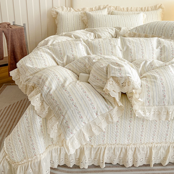 91家纺网 家纺一手货源 找家纺 羽爱家纺 2026新款全棉水洗韩版花边床盖四件套 雾下山野