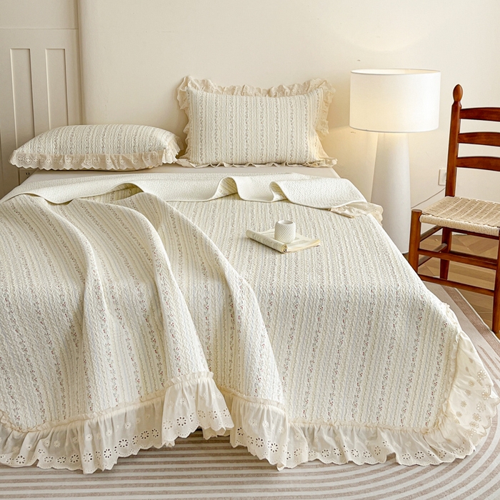 91家纺网 家纺一手货源 找家纺 羽爱家纺 2026新款全棉水洗韩版花边床盖四件套 雾下山野