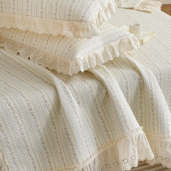 91家纺网 家纺一手货源 找家纺 羽爱家纺 2026新款全棉水洗韩版花边床盖四件套 雾下山野