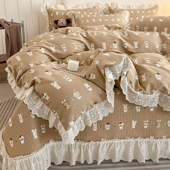 91家纺网 家纺一手货源 找家纺 羽爱家纺 2026新款全棉水洗韩版花边床盖四件套 小兔叽