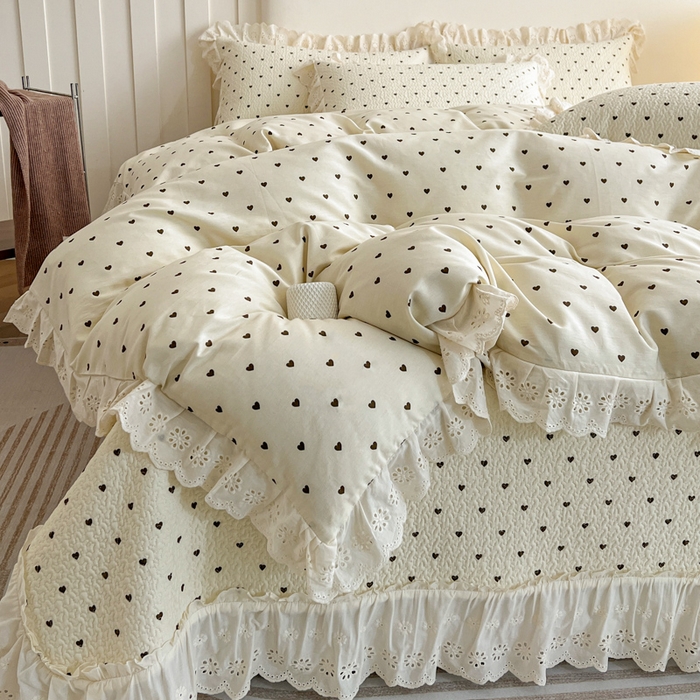 91家纺网 家纺一手货源 找家纺 羽爱家纺 2026新款全棉水洗韩版花边床盖四件套 心印柔