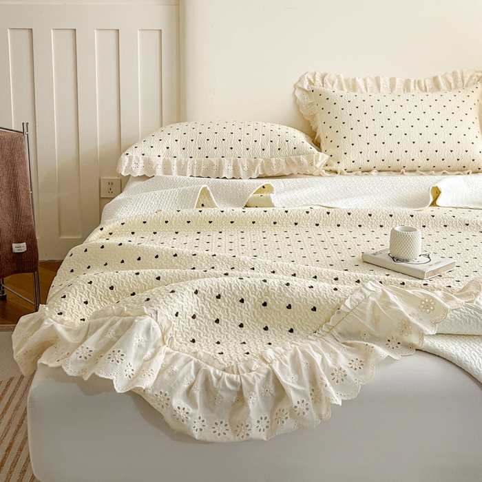 91家纺网 家纺一手货源 找家纺 羽爱家纺 2026新款全棉水洗韩版花边床盖四件套 心印柔