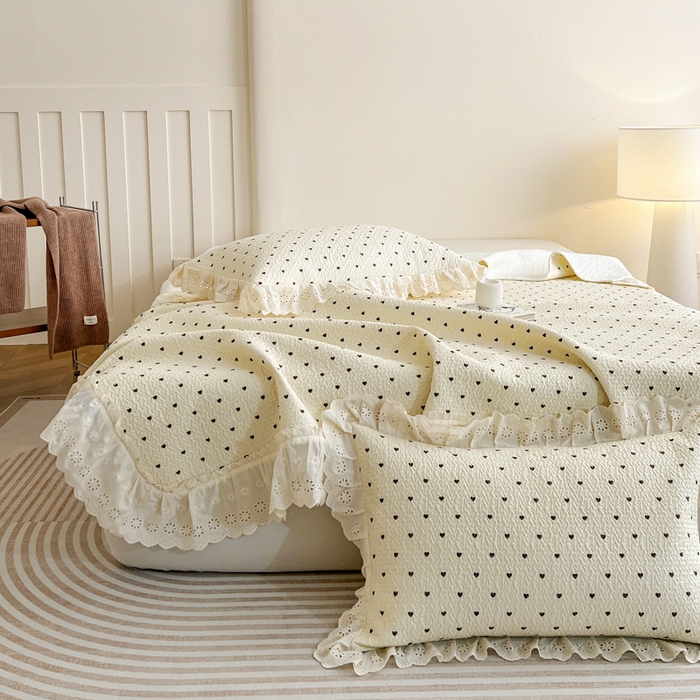 91家纺网 家纺一手货源 找家纺 羽爱家纺 2026新款全棉水洗韩版花边床盖四件套 心印柔