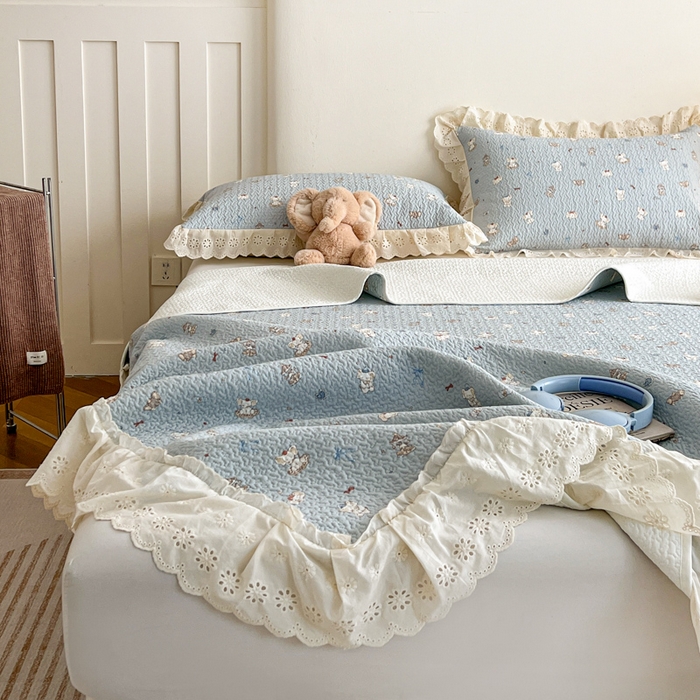 91家纺网 家纺一手货源 找家纺 羽爱家纺 2026新款全棉水洗韩版花边床盖四件套 月光摇篮