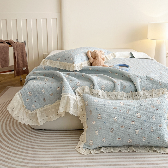 91家纺网 家纺一手货源 找家纺 羽爱家纺 2026新款全棉水洗韩版花边床盖四件套 月光摇篮