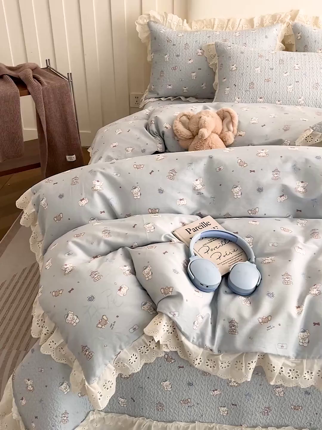 91家纺网 家纺一手货源 找家纺 羽爱家纺 2026新款全棉水洗韩版花边床盖四件套 月光摇篮