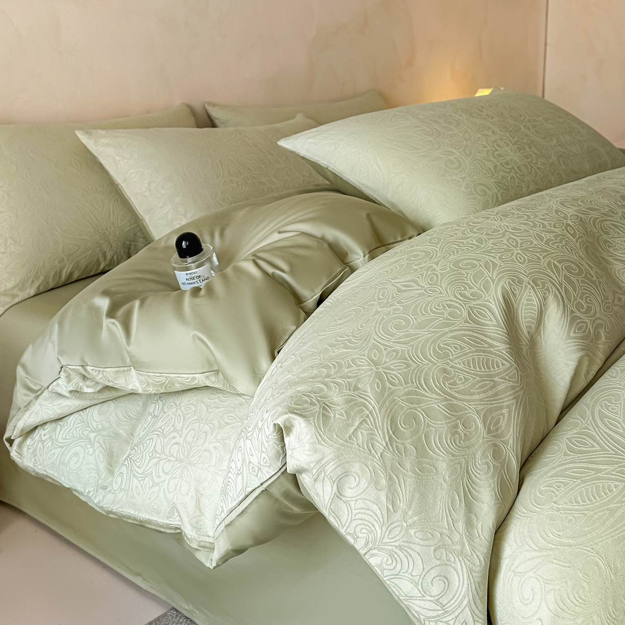 91家纺网 家纺一手货源 找家纺 （总）拼社家纺 2026新款A类全棉亮面提花四件套厚织浮雕提花全棉四件套（独家专版花型）