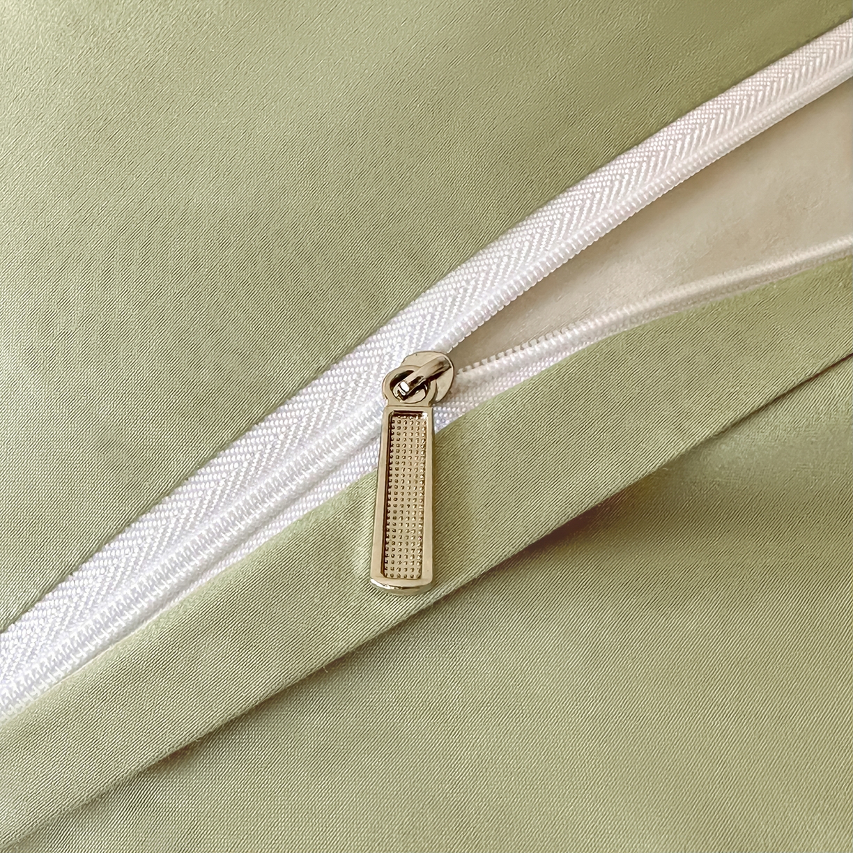 91家纺网 家纺一手货源 找家纺 拼社家纺 2026新款A类全棉亮面提花四件套厚织浮雕提花全棉四件套（独家专版花型） 蝶梦-绿