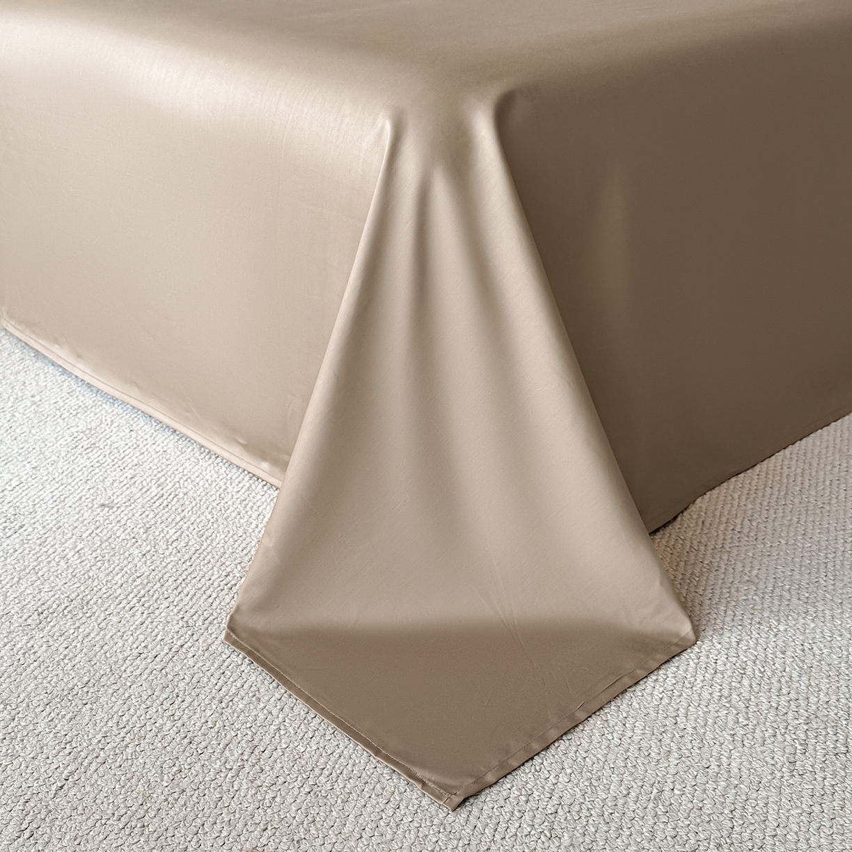 91家纺网 家纺一手货源 找家纺 拼社家纺 2026新款A类全棉亮面提花四件套厚织浮雕提花全棉四件套（独家专版花型） 花影-浅咖