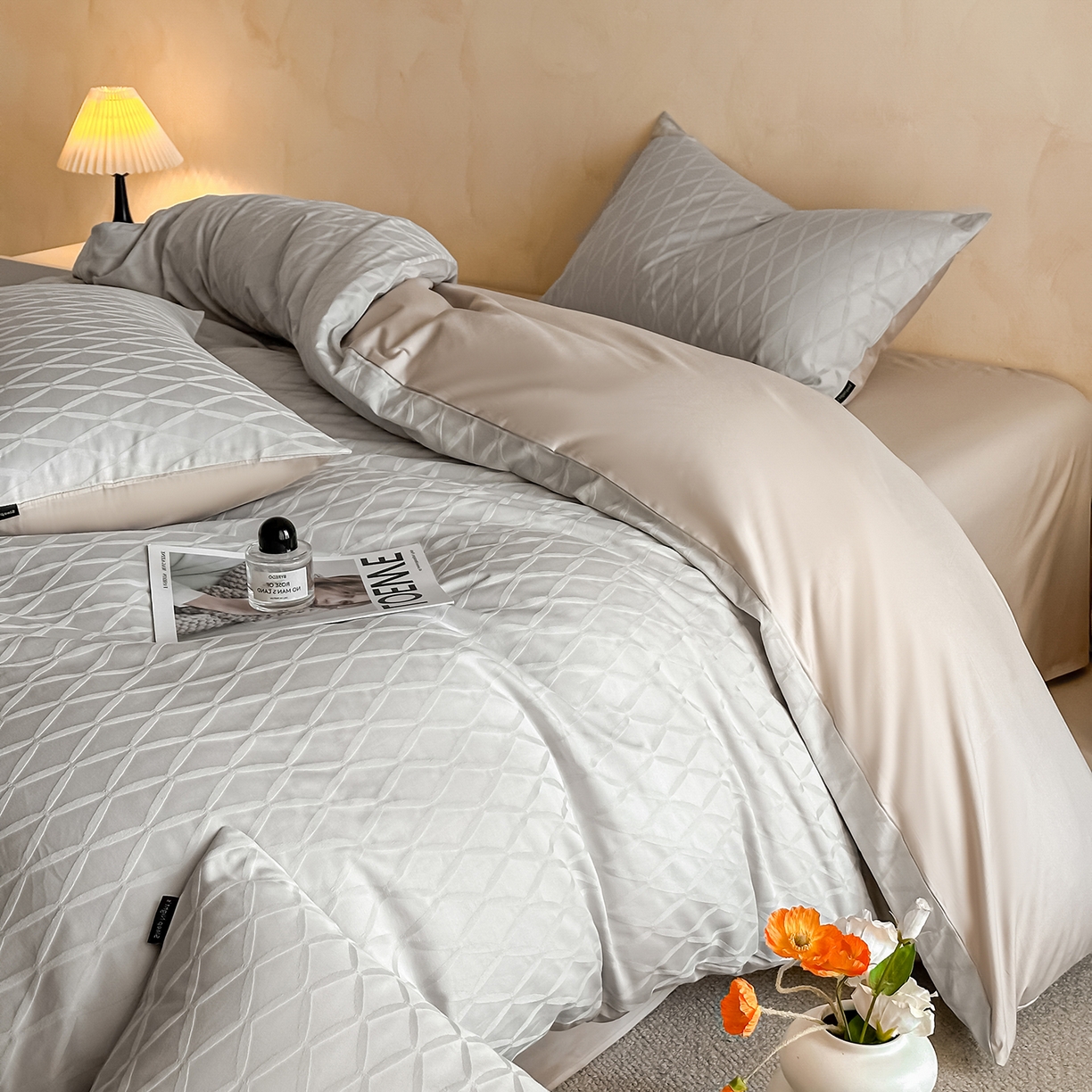 91家纺网 家纺一手货源 找家纺 拼社家纺 2026新款A类全棉亮面提花四件套厚织浮雕提花全棉四件套（独家专版花型） 伦萨-灰