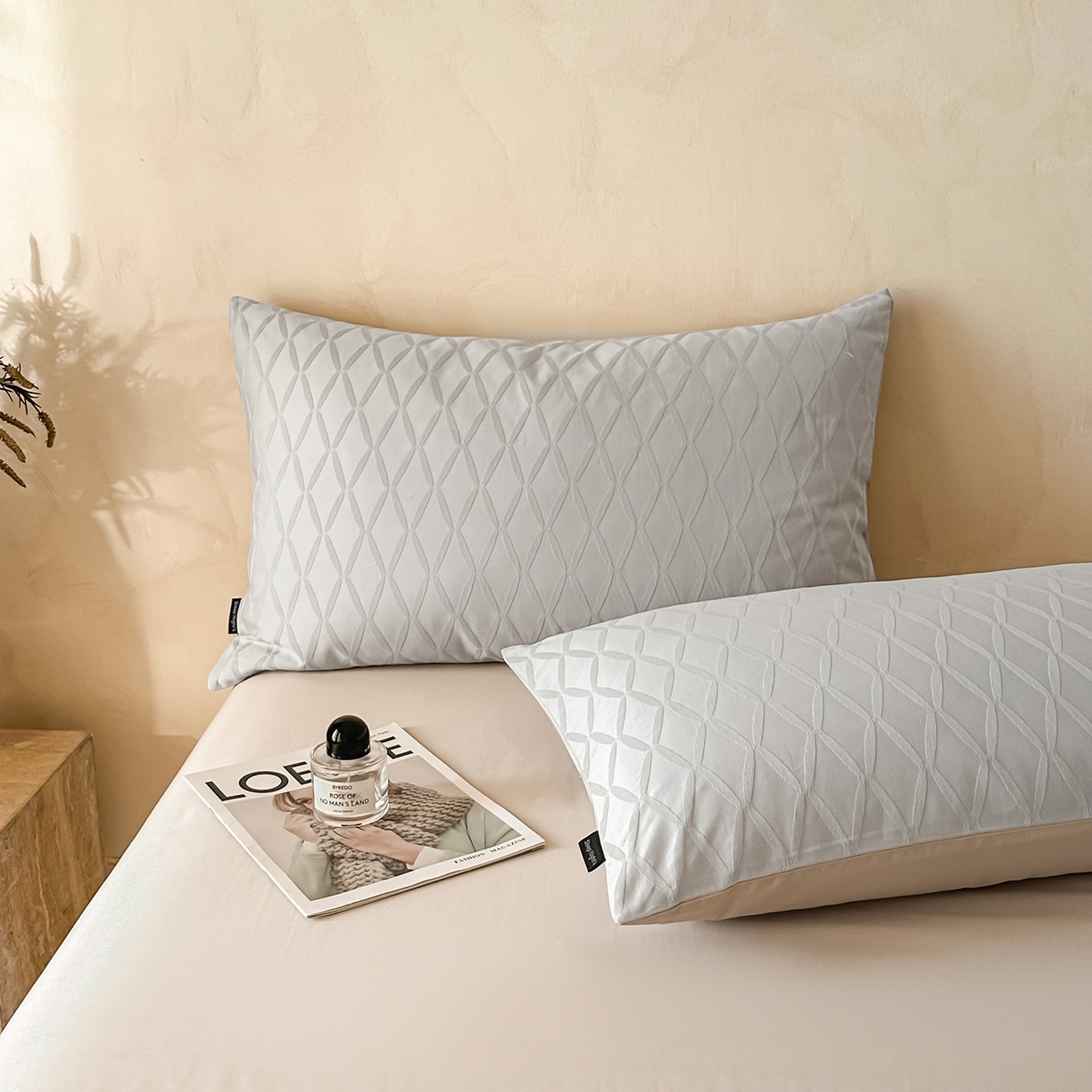 91家纺网 家纺一手货源 找家纺 拼社家纺 2026新款A类全棉亮面提花四件套厚织浮雕提花全棉四件套（独家专版花型） 伦萨-灰