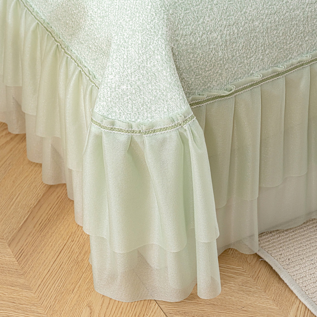 91家纺网 家纺一手货源 找家纺 冬然家纺 2026新款【清凉一夏系列】冰豆豆凉席床裙款 清凉一夏-绿