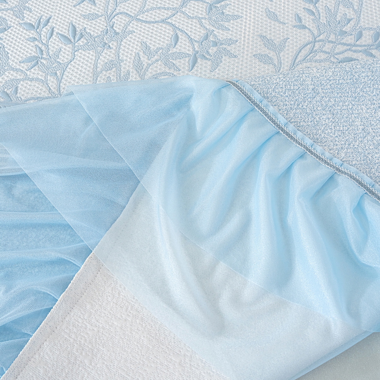 91家纺网 家纺一手货源 找家纺 冬然家纺 2026新款【清凉一夏系列】冰豆豆凉席床裙款 清凉一夏-蓝