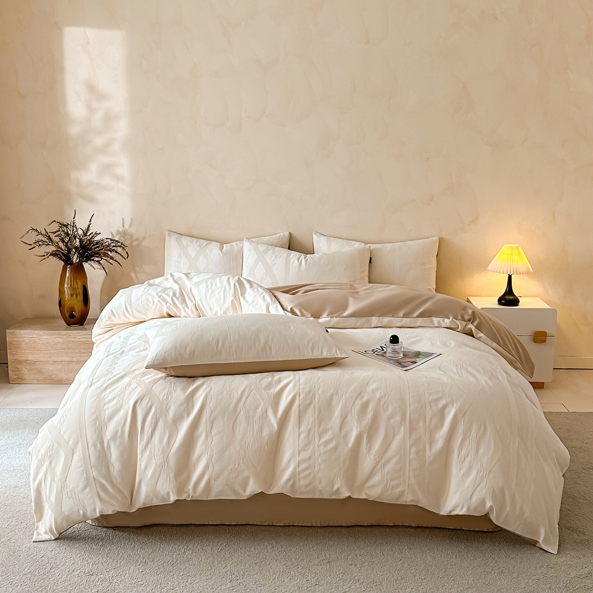 91家纺网 家纺一手货源 找家纺 拼社家纺 2026新款A类全棉亮面提花四件套厚织浮雕提花全棉四件套（独家专版花型） 棉颂-奶白