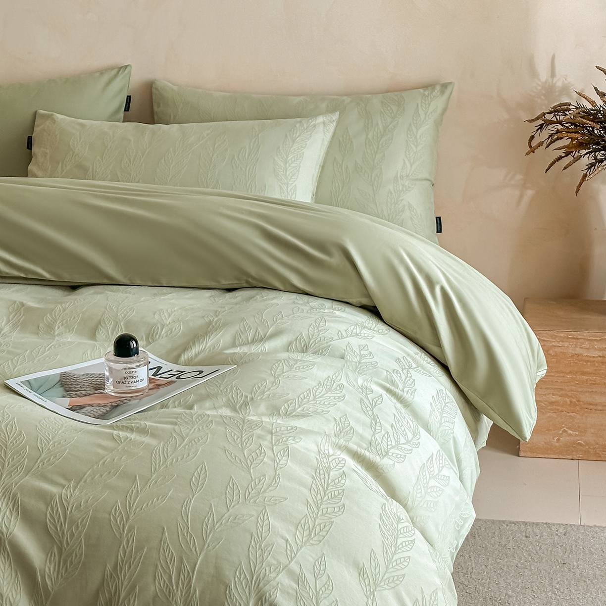 91家纺网 家纺一手货源 找家纺 拼社家纺 2026新款A类全棉亮面提花四件套厚织浮雕提花全棉四件套（独家专版花型） 沐叶清风-绿