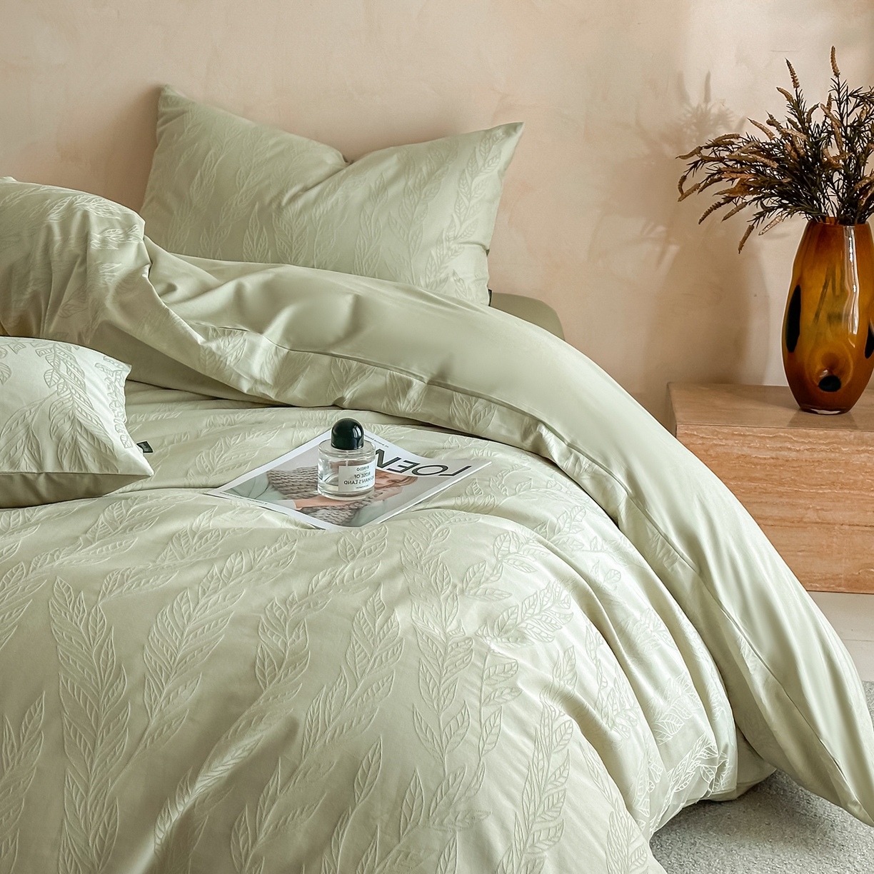 91家纺网 家纺一手货源 找家纺 拼社家纺 2026新款A类全棉亮面提花四件套厚织浮雕提花全棉四件套（独家专版花型） 沐叶清风-绿