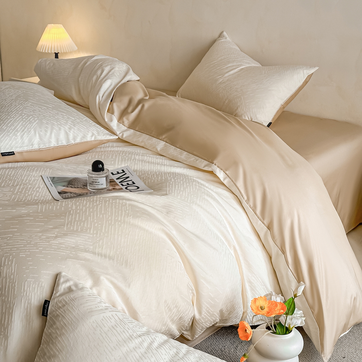 91家纺网 家纺一手货源 找家纺 拼社家纺 2026新款A类全棉亮面提花四件套厚织浮雕提花全棉四件套（独家专版花型） 素笺-奶白