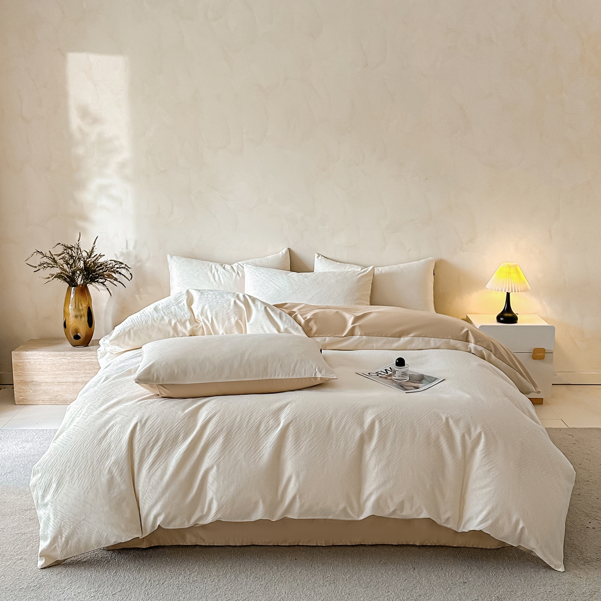 91家纺网 家纺一手货源 找家纺 拼社家纺 2026新款A类全棉亮面提花四件套厚织浮雕提花全棉四件套（独家专版花型） 素笺-奶白