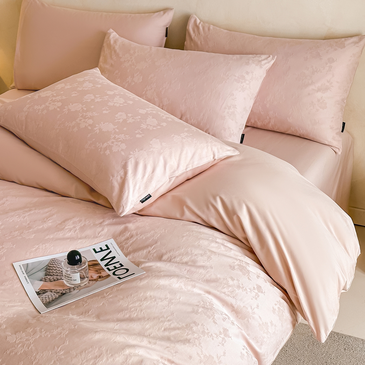 91家纺网 家纺一手货源 找家纺 拼社家纺 2026新款A类全棉亮面提花四件套厚织浮雕提花全棉四件套（独家专版花型） 晓作-粉