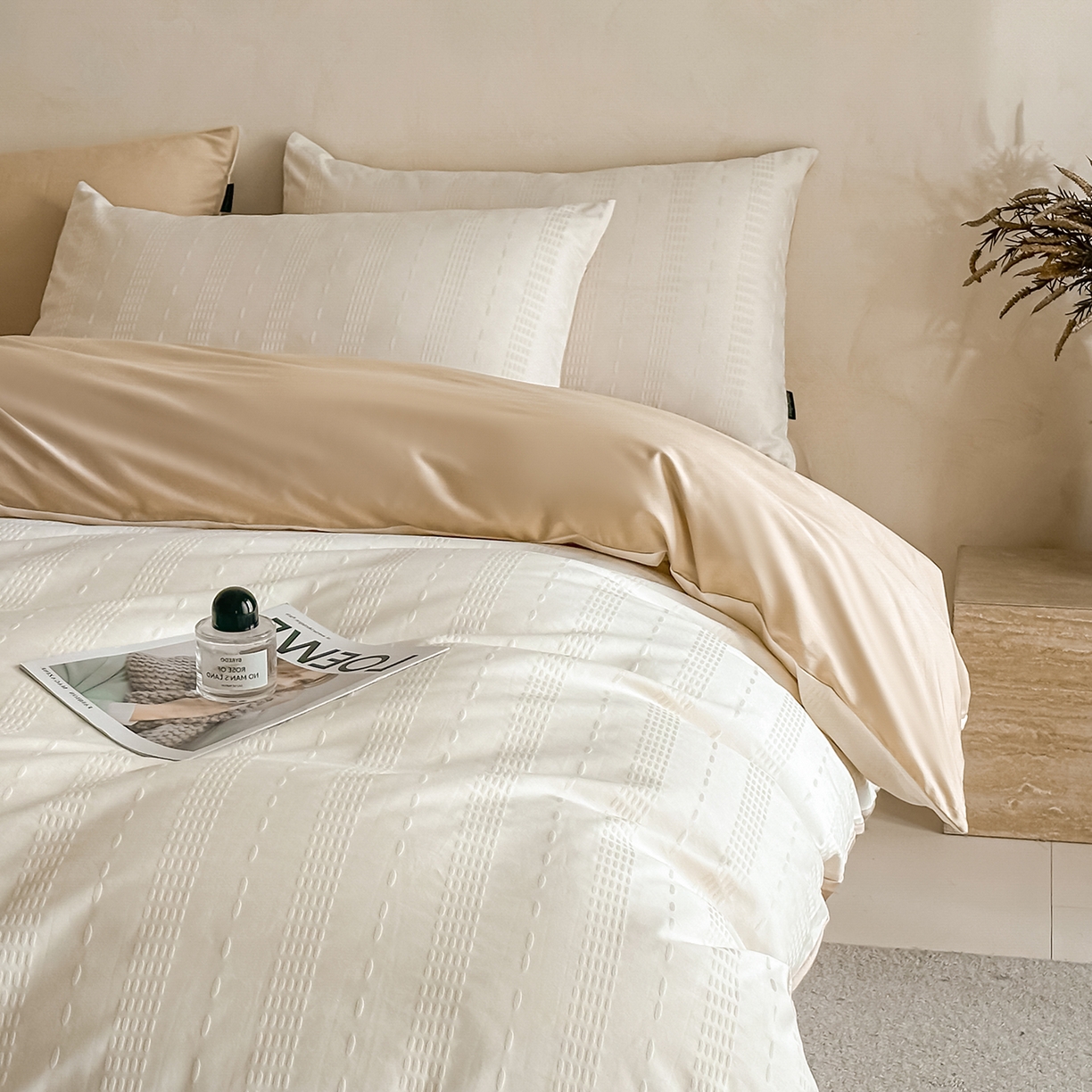 91家纺网 家纺一手货源 找家纺 拼社家纺 2026新款A类全棉亮面提花四件套厚织浮雕提花全棉四件套（独家专版花型） 星影-奶白