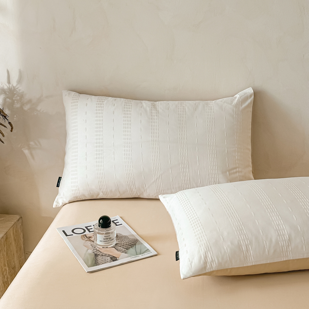 91家纺网 家纺一手货源 找家纺 拼社家纺 2026新款A类全棉亮面提花四件套厚织浮雕提花全棉四件套（独家专版花型） 星影-奶白